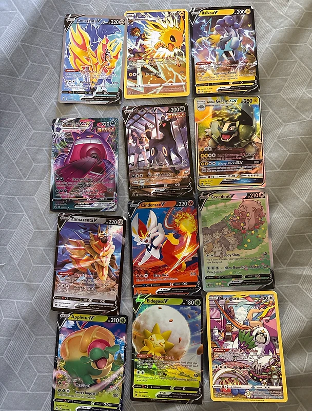 Pokémon Cards Collection – V, VMAX, GX & Trainer Gallery