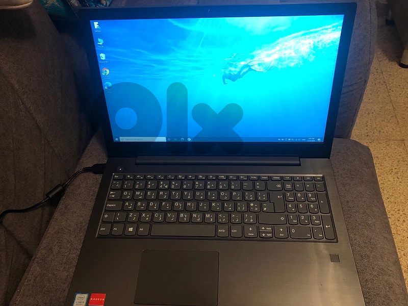 Lenovo V330 15.6" i5 (8th Gen) - Like New