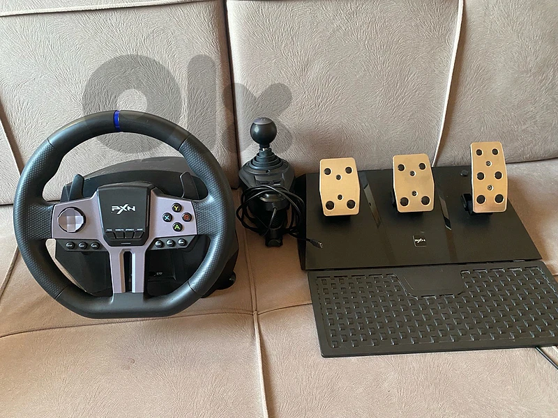 PS4 + STEERING WHEEL