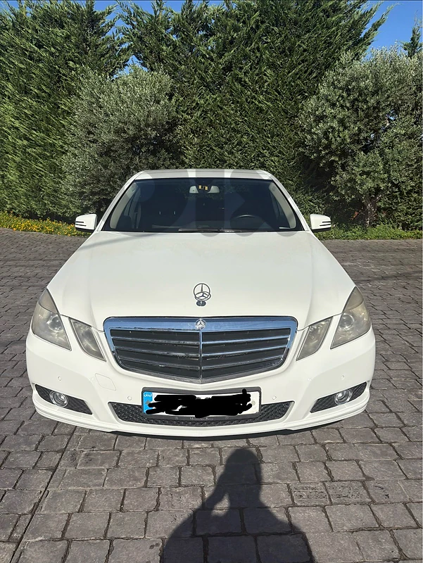 Mercedes-Benz E-Class 2010 Mercedes-Benz E-Class 2010