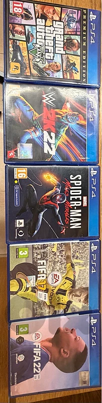 PS4 Games Bundle – GTA V, Spider-Man, WWE 2K22, FIFA 22 & FIFA 17