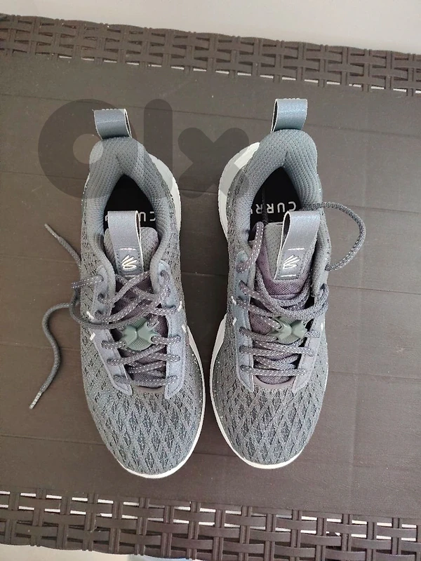 Curry 10 basketball shoes