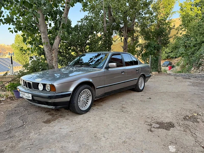 BMW E34 1990