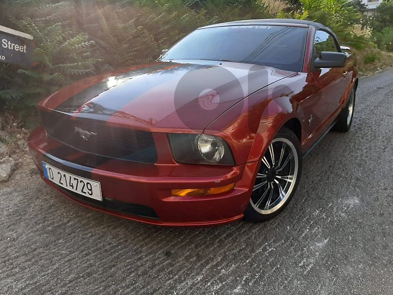 Ford mustang v6 2005
