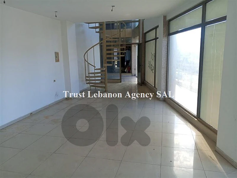 Prime Location Showroom For rent In Hazmieh صالة للايجار في الحازمية