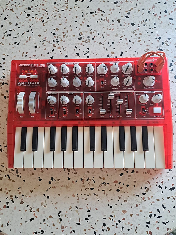 Arturia Microbrute
