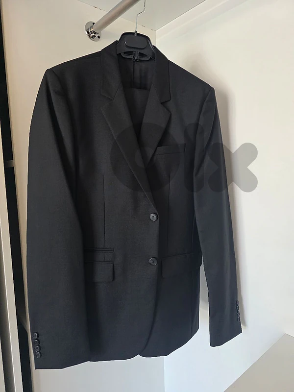 Givenchy suit size 46