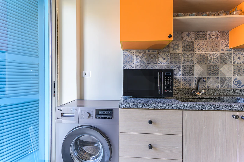 2Br Apt & Balcony in Mar Mikhael