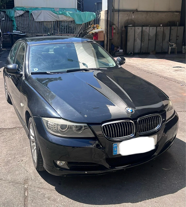 BMW 3-Series 2009 320i