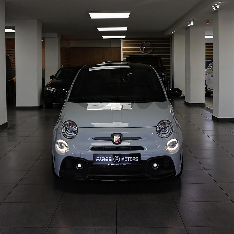 Fiat 500 Abarth 2023 695 competizione