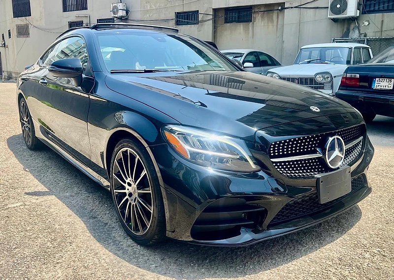 Mercedes-Benz C-Class 2019 c300