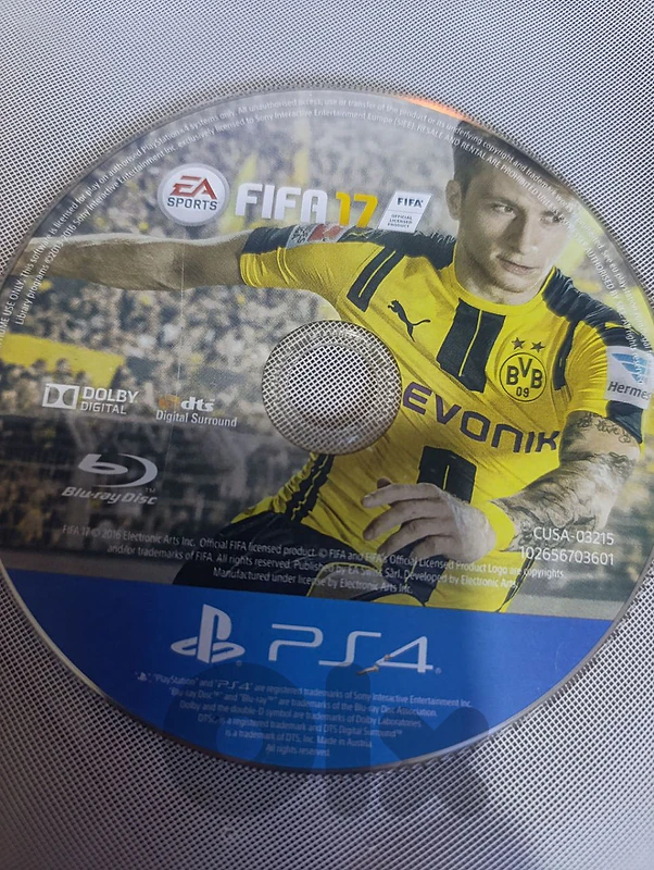 ps4 cd need for speed and fifa 14