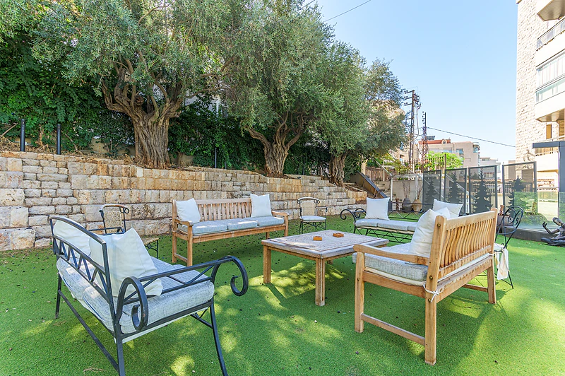 GlassHaus Rooftop 2-BR W Terrace & Pool in Ghazir