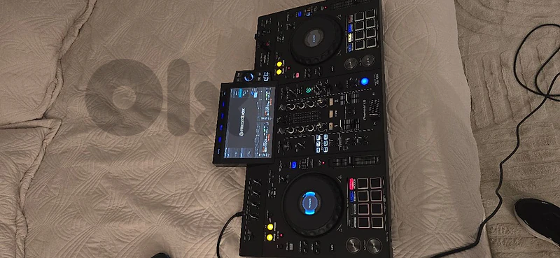 Pioneer Alpha Theta xdj rx3 still like new