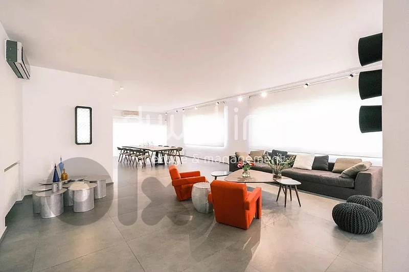 Exceptional 525 SQM Residence with 150 SQM Terrace & sea view Exceptional 525 SQM Residence with 150 SQM Terrace & sea view