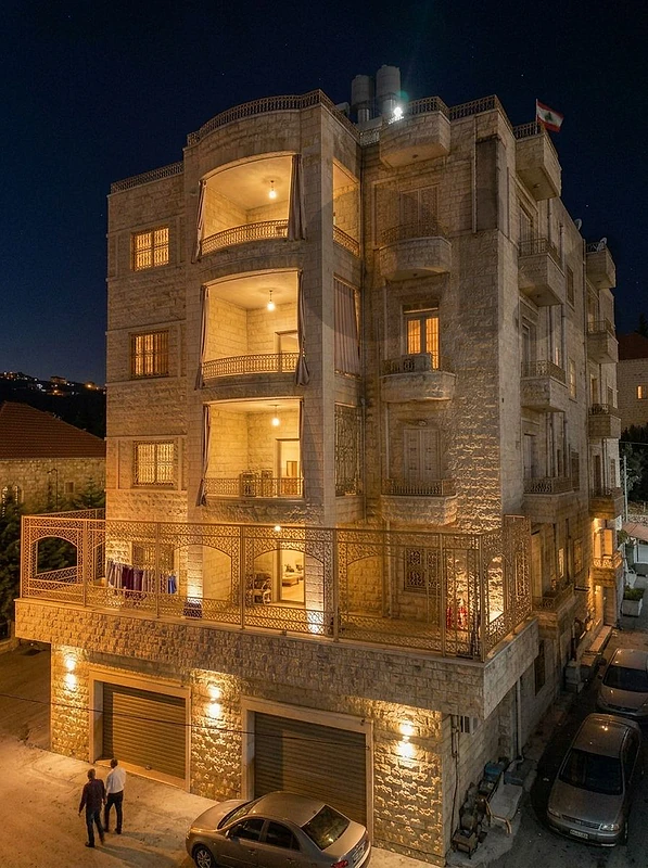 Prime Location l Building for sale in Bhamdoun mount lebanon
