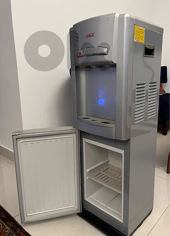 water cooler براد ماي magic مستمعل نضيف حجم كبير 3 خانات وخزانه تحت