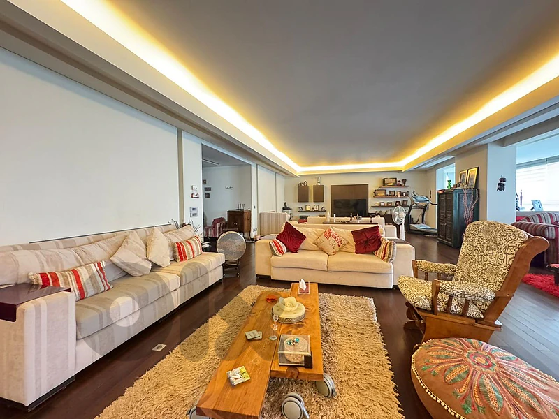 Apartment For Sale in Jnah MQHH0086 شقة للبيع