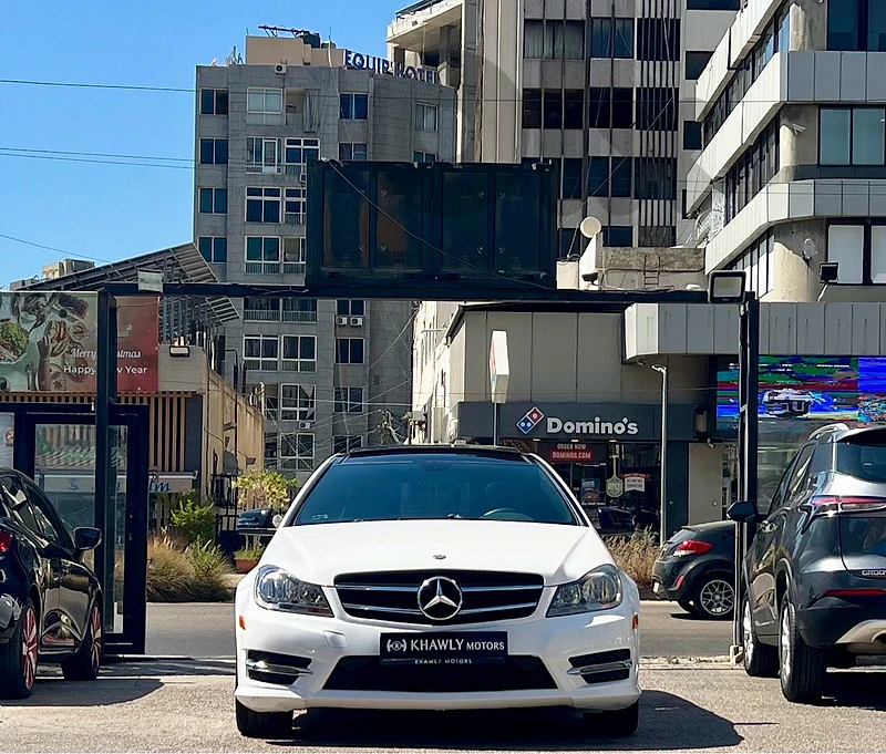 Mercedes C250 coupe Very clean!!