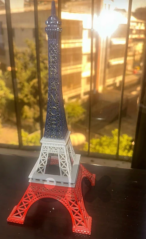 mini Eiffel Tower
