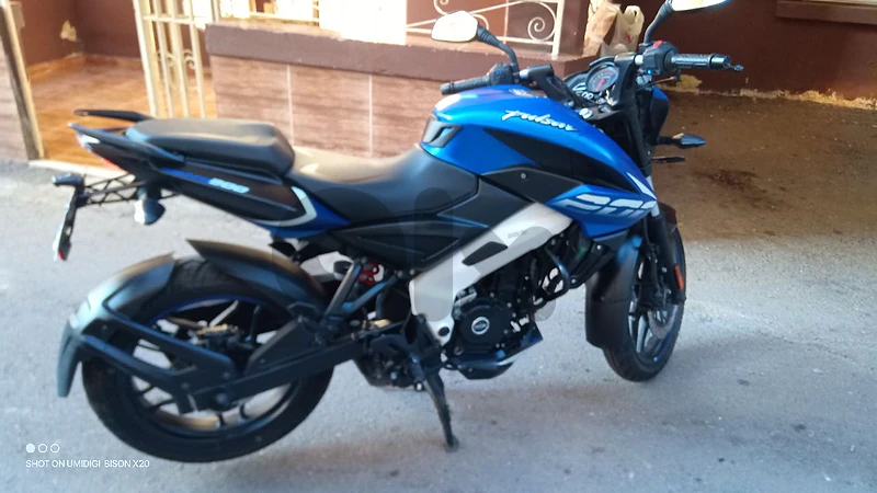 Pulsar NS200