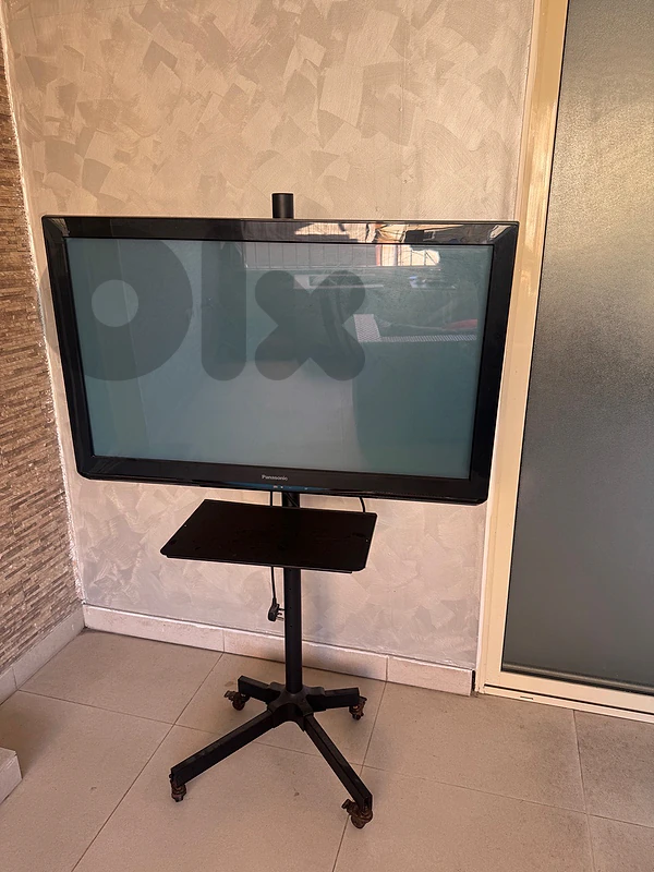 panasonic plasma + stand