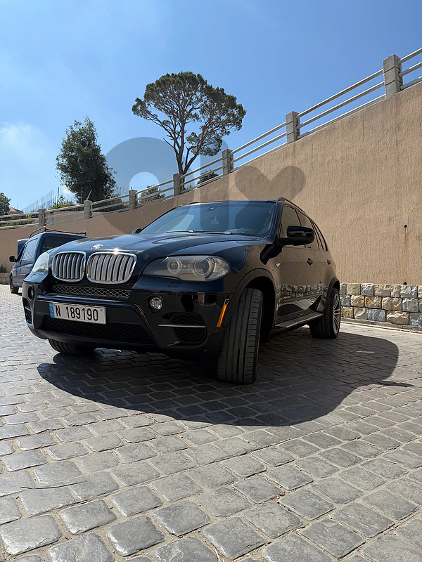 BMW X5 2011 5.0