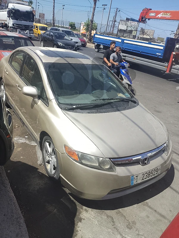 Honda Civic 2007 Watsapp: 81011330