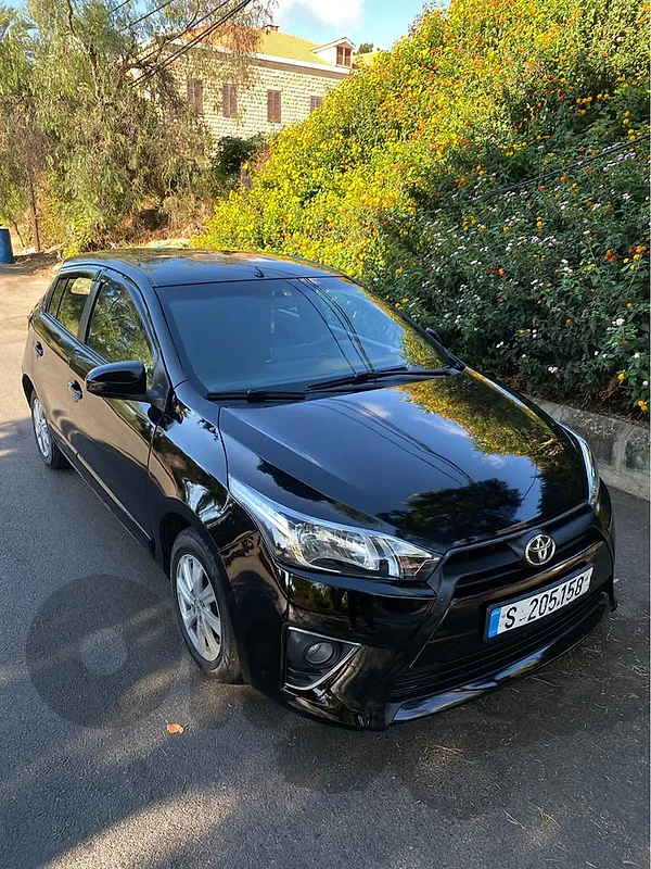 Toyota Yaris 2015