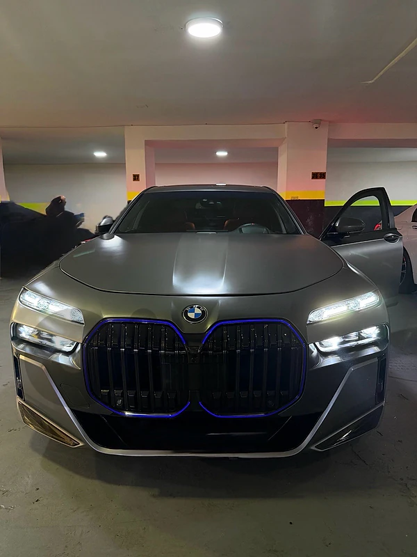 BMW 750 IL 2009 – Fully Converted to 2020