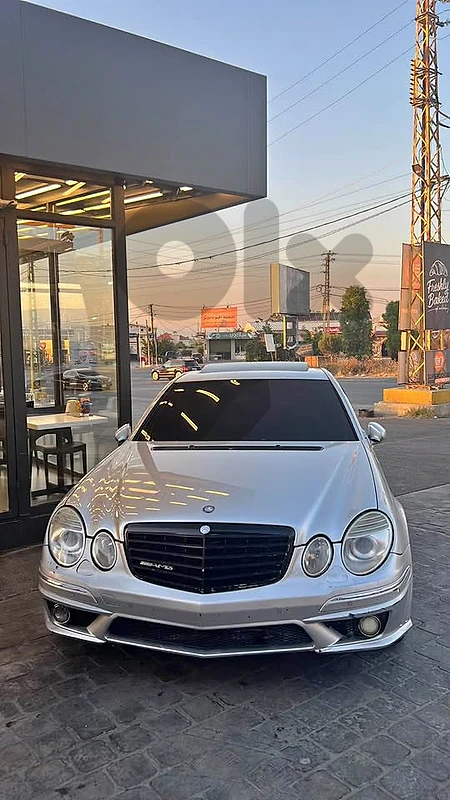 Mercedes E500 2003