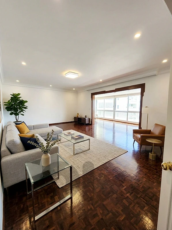 Sea View I 4-Bedroom Apartment for Sale in Ain Al Tineh