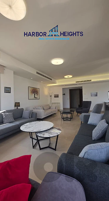 Apartment for Rent in Achrafieh - شقة للإيجار في الأشرفية