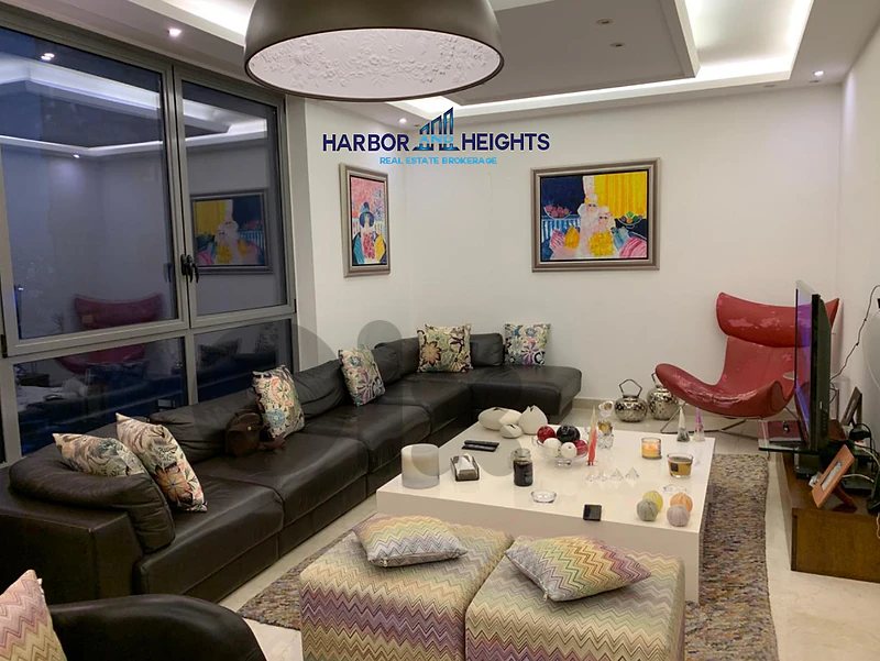 Apartment for Sale in Sioufi  - شقة للبيع في منطقة السيوفي