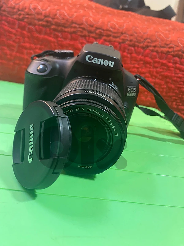 Canon EOS 4000D DSLR Camera with 18-55mm Lens