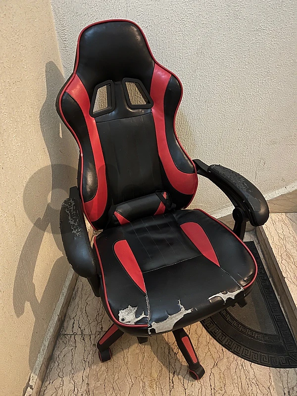 Used Gaming Chair