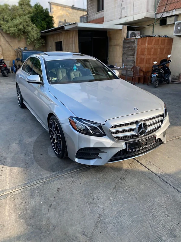 Mercedes-Benz E-Class 2018 E300