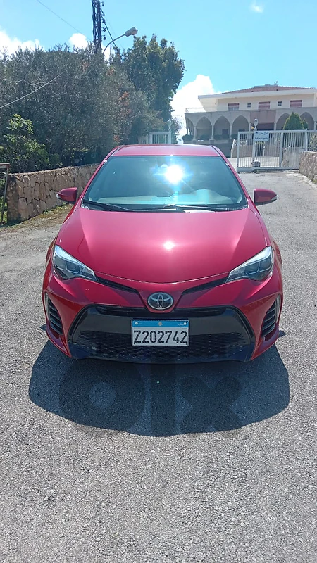 Toyota Corolla SE MY2018