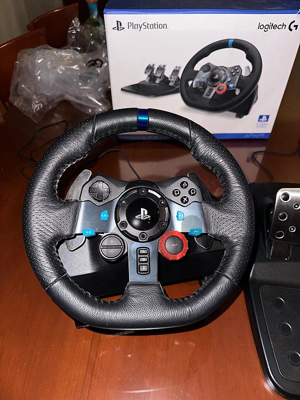 logitech g29 steering wheel