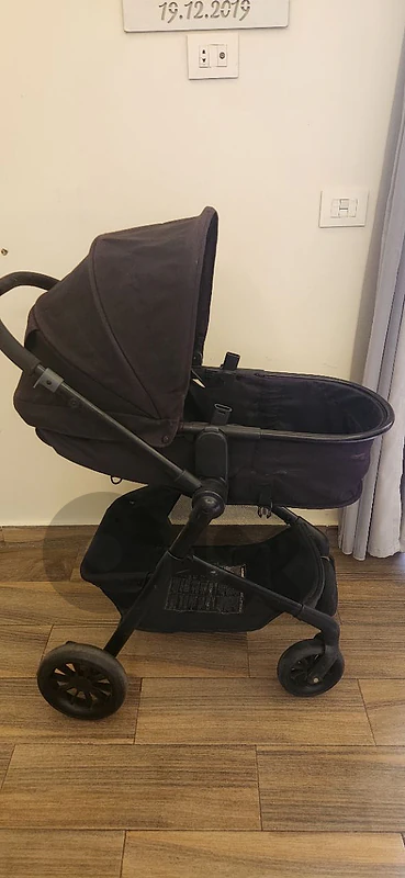 Evenflo Pivot Modular Travel System with LiteMax Infant Car Seat Evenflo Pivot Modular Travel System with LiteMax Infant Car Seat