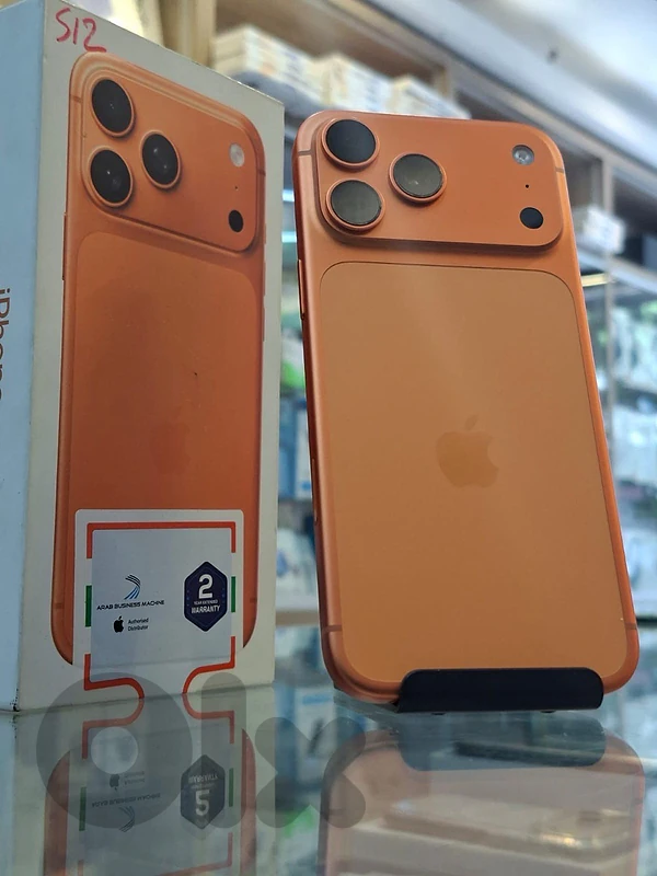 Used like new iphone 17 pro max 512 gb sim 100%