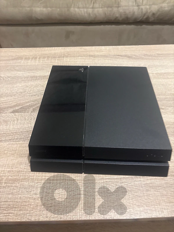 PS4 Console Original Black + Games Bundle FC 26, Spider-Man, Minecraft