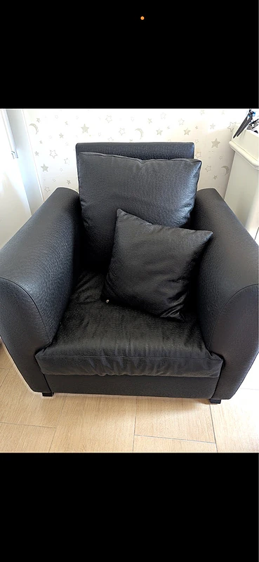 Black Leather One Seater Sofa