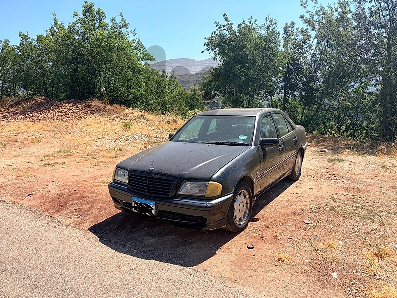 Mercedes-Benz 240/260/280 1999