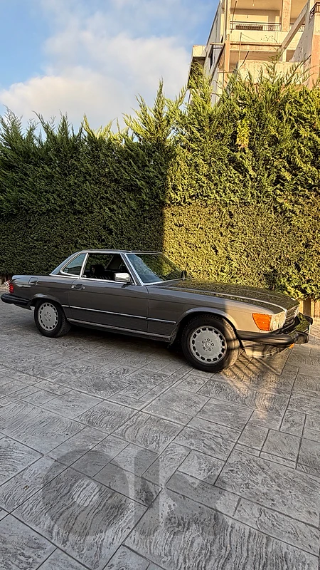 Mercedes-Benz SL-Class 1986 R107