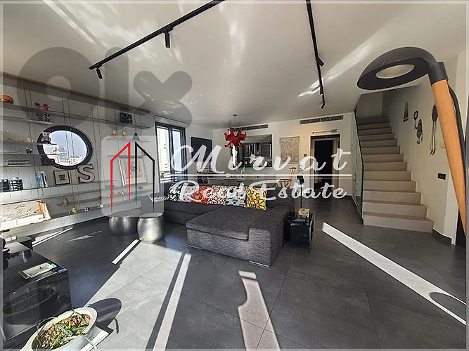 Close to ABClModern Duplex With 2 Private TerraceslPrime Area Close to ABClModern Duplex With 2 Private TerraceslPrime Area