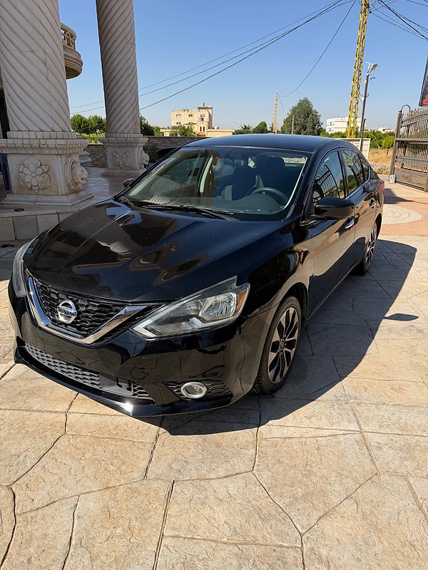 Nissan Sentra sv 2018 USA full option with radar Nissan Sentra sv 2018 USA full option with radar