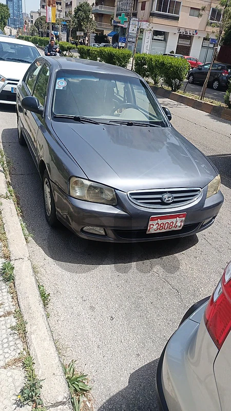 Hyundai Verna 2011 sedan