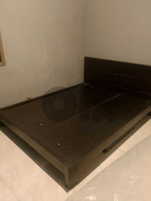 تخت مجوز ماركه نضيف مع جوارير تخت مجوز ماركه نضيف مع جوارير