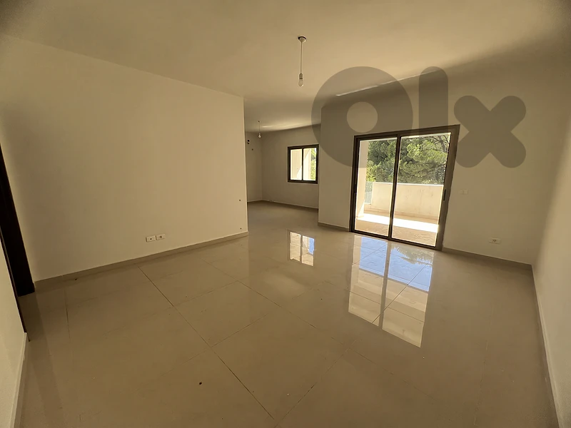 Apartment with Roof for Sale–Dik El Mehdiشقة مع سطح للبيع – ديك المحدي